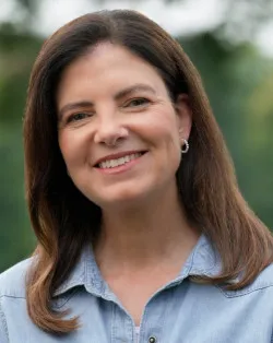 Kelly Ayotte Net Worth